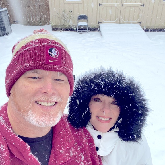 Meet your Posher, Lana - Picture 1 of 9